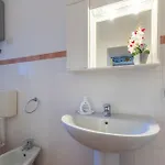 Villa Aguglie Con Piscina