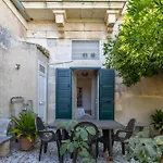Villa Aguglie Con Piscina *