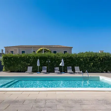 Aguglie Con Piscina Villa Modica